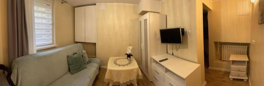Maly Apartament Z Kuchnia I Lazienka Lejlighed Stettin Eksteriør billede