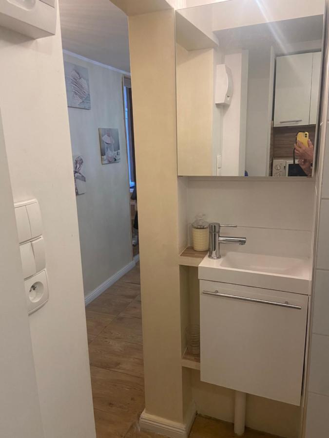 Maly Apartament Z Kuchnia I Lazienka Lejlighed Stettin Eksteriør billede
